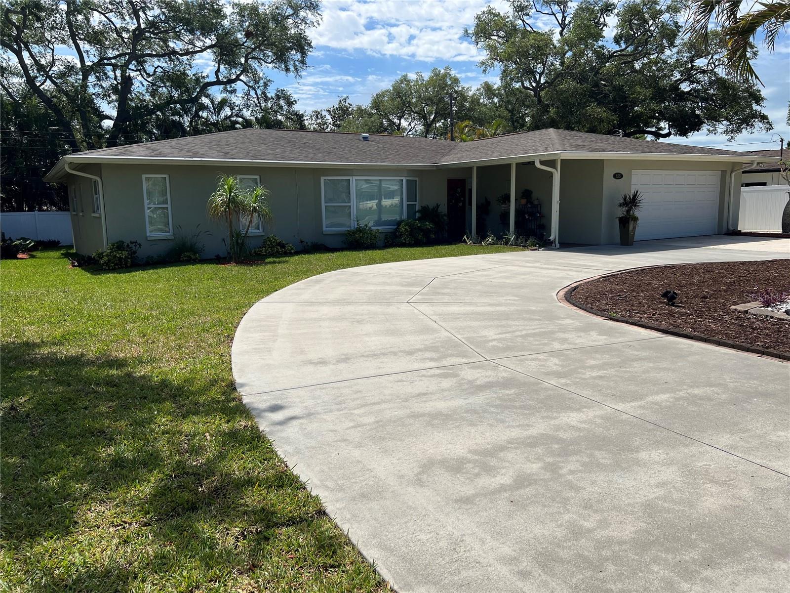855 FOUNTAINHEAD DR - Photo 1