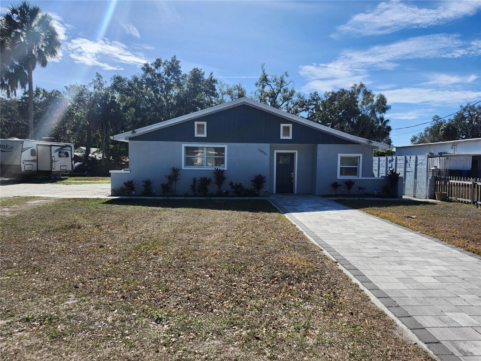 10805 DESOTO RD - Photo 1