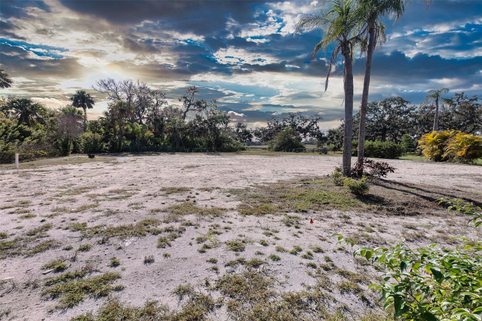 3001 WILDERNESS BLVD E - Photo 1