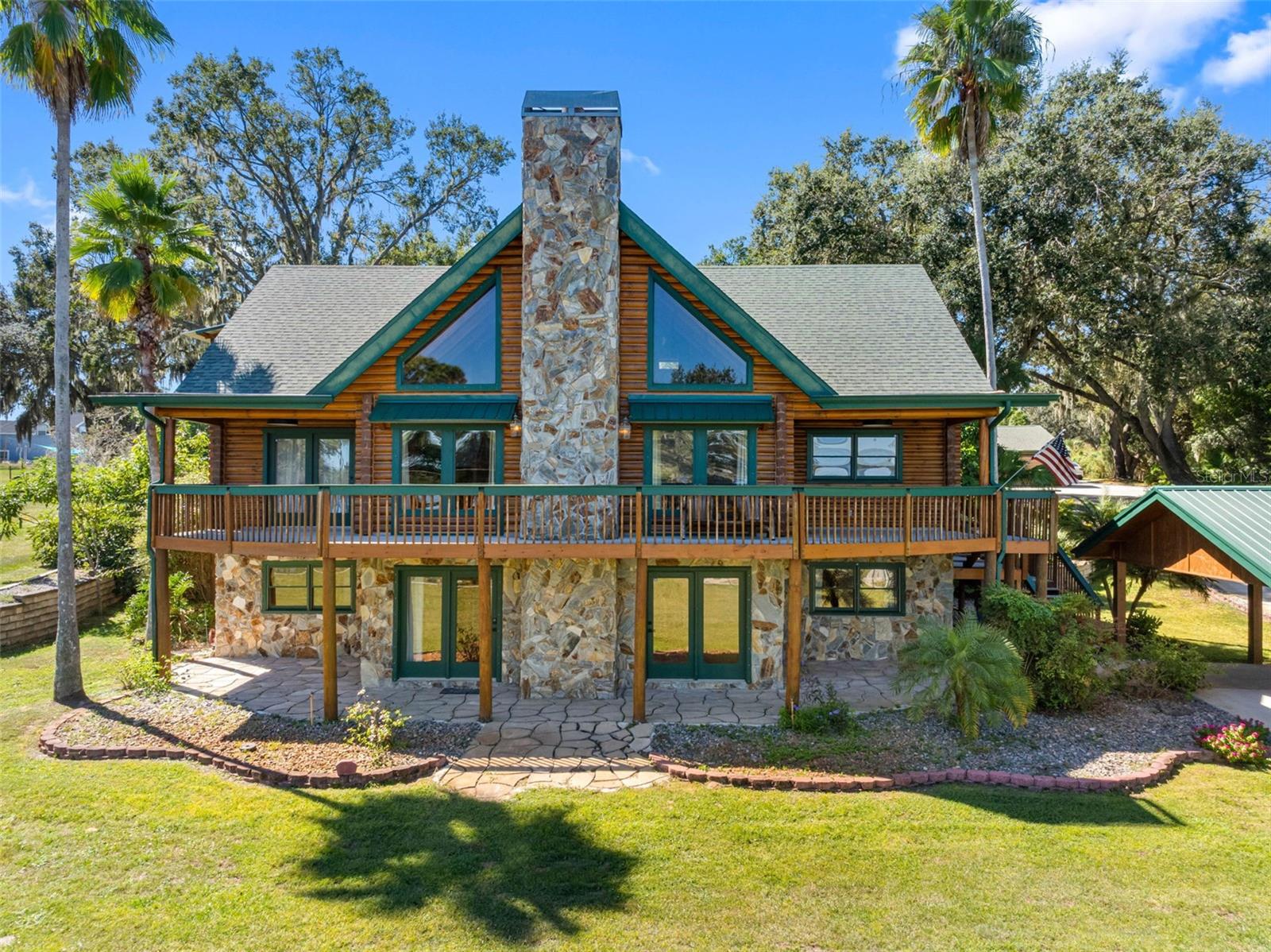 11401 THONOTOSASSA RD - Photo 1