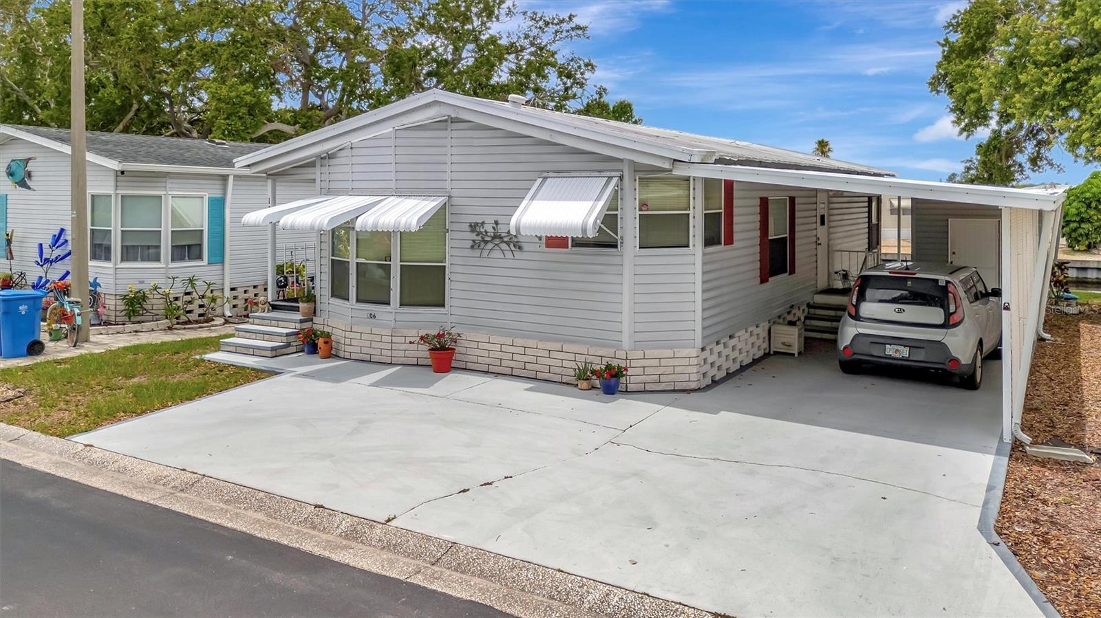 106 N SAINT GEORGE CIR - Photo 1