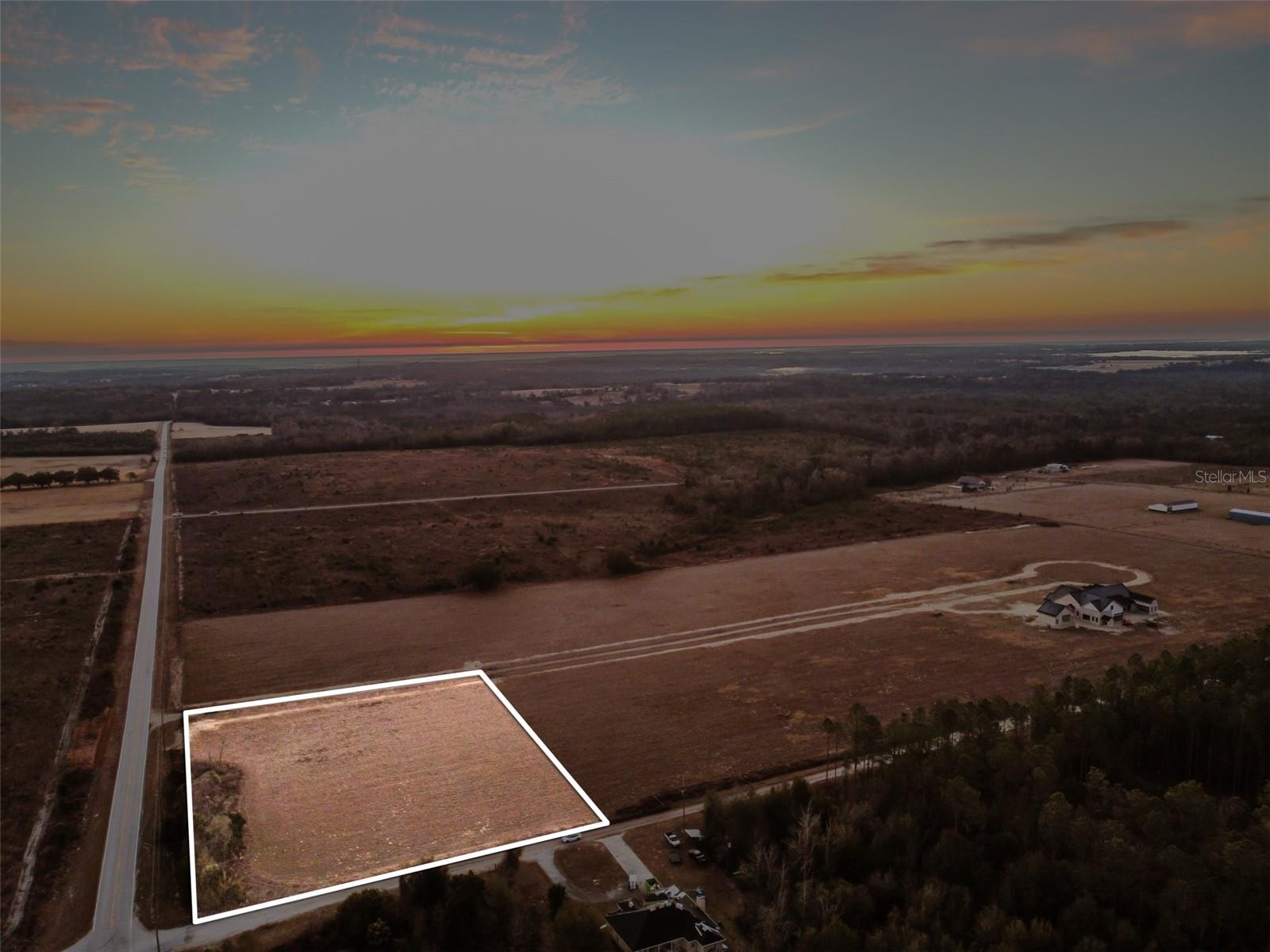 4363 ROYAL SKY (LOT 1) CT - Photo 1
