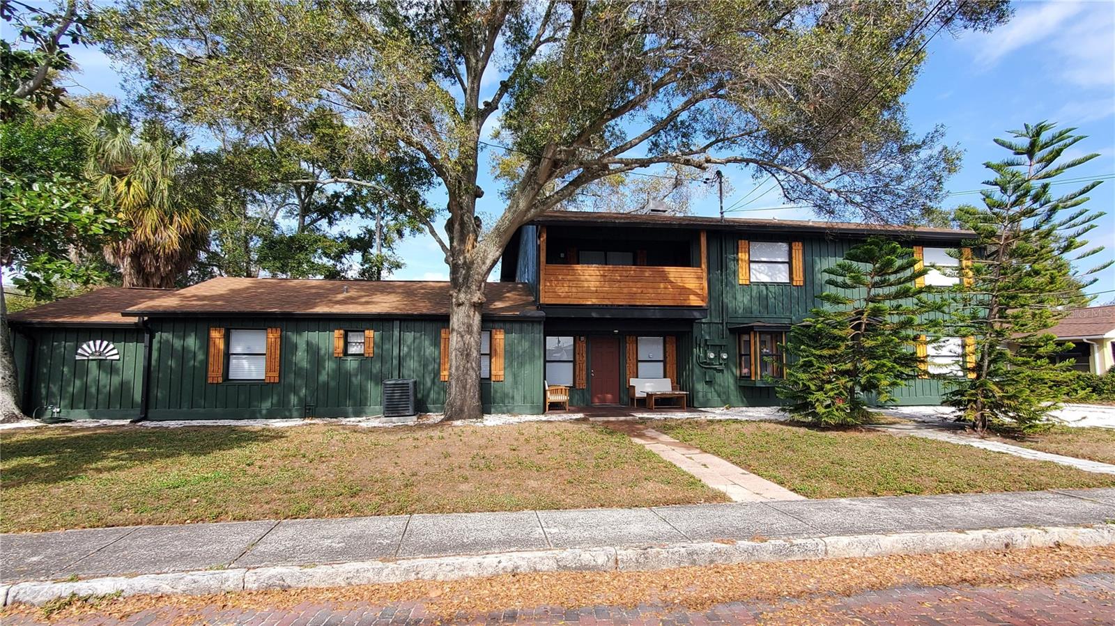 368 RIDGE RD SW - Photo 1