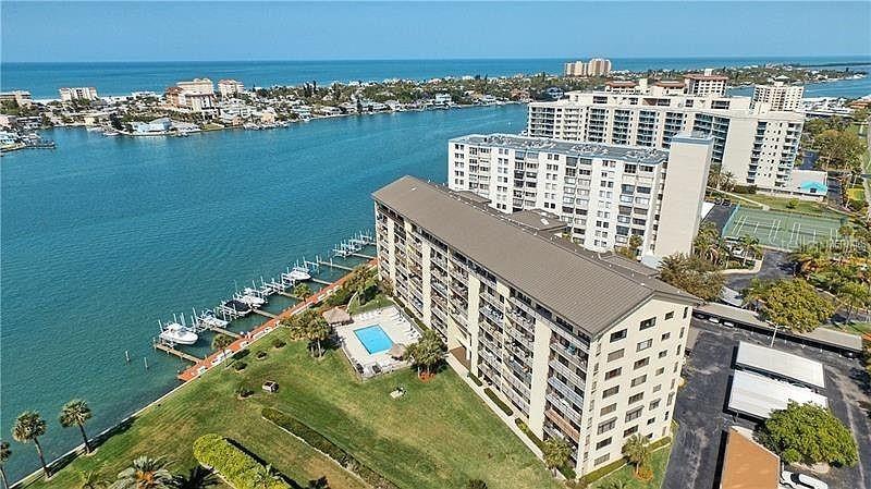 650 ISLAND WAY #708 - Photo 1