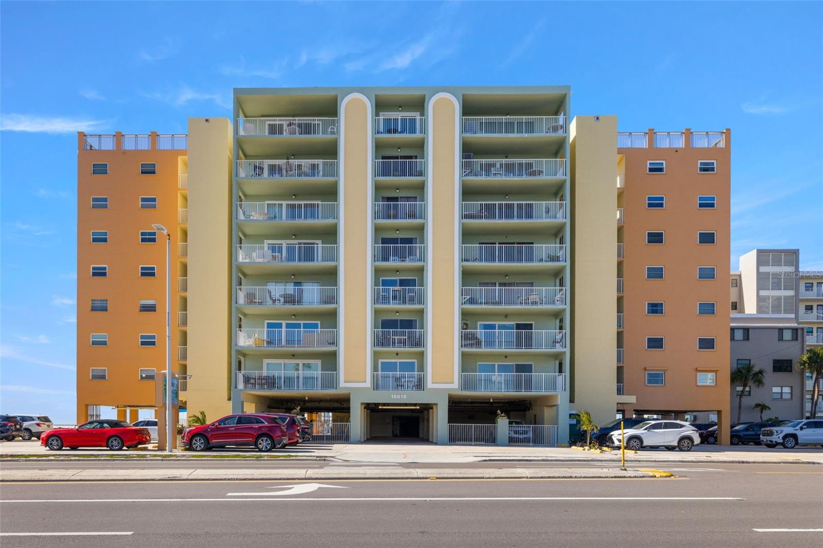 18610 GULF BLVD #709 - Photo 1