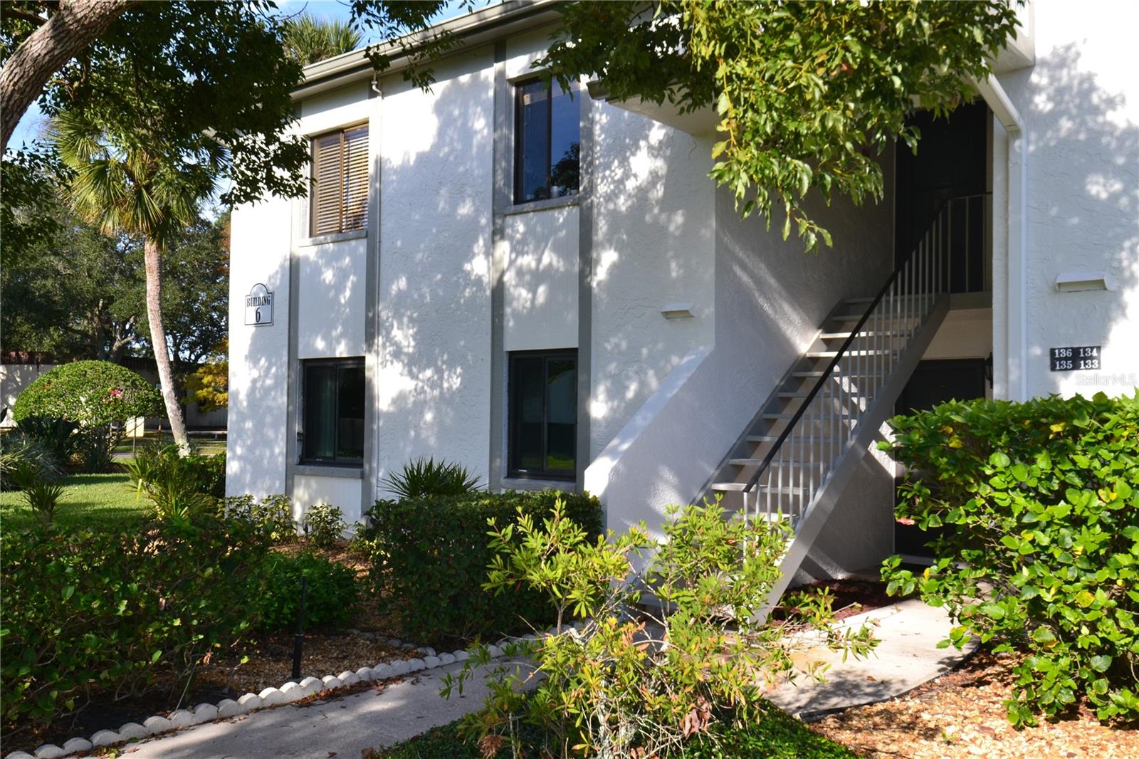 Property at 135 W CYPRESS CT, Oldsmar