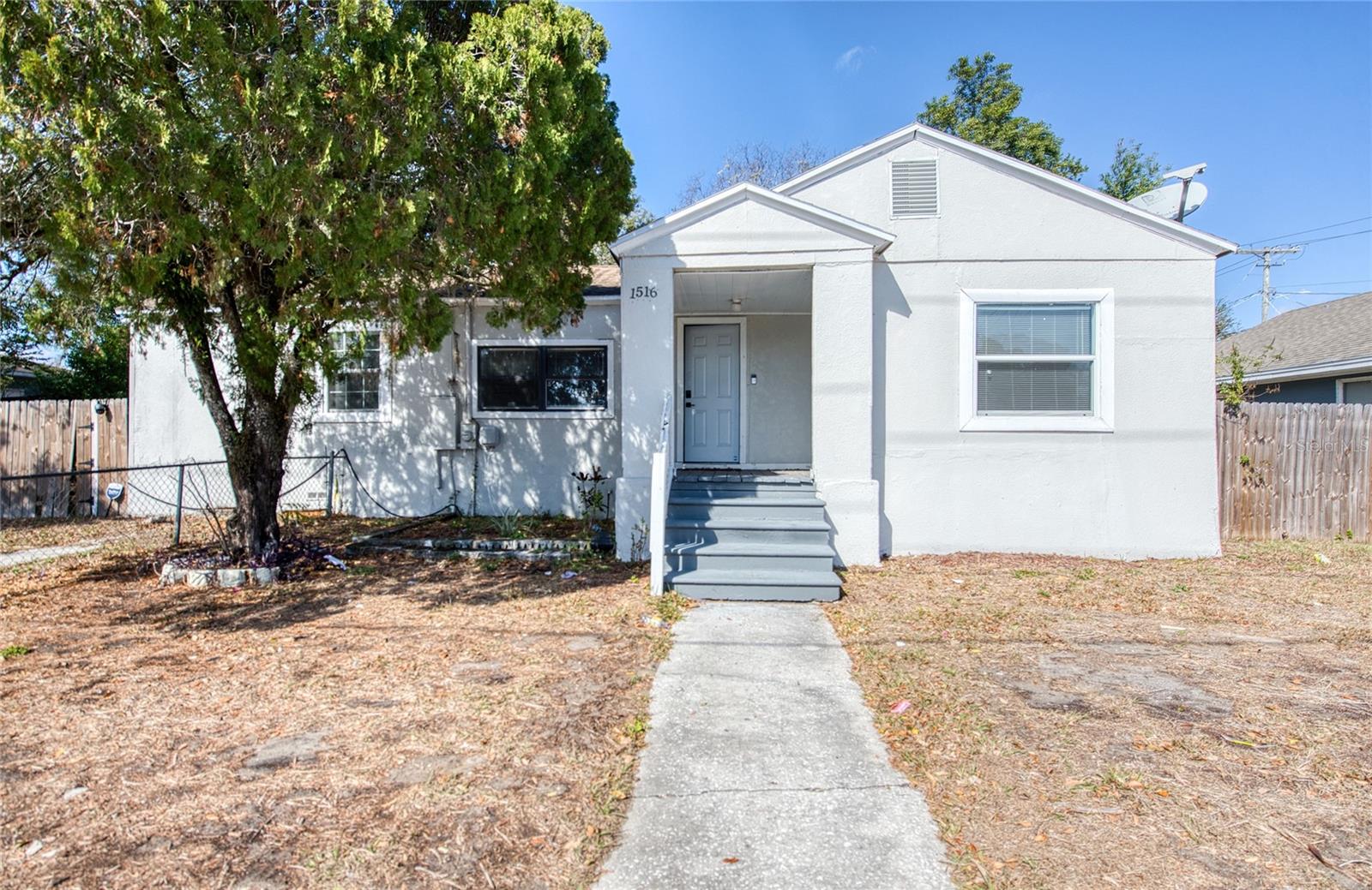 1516 E WATERS AVE - Photo 1