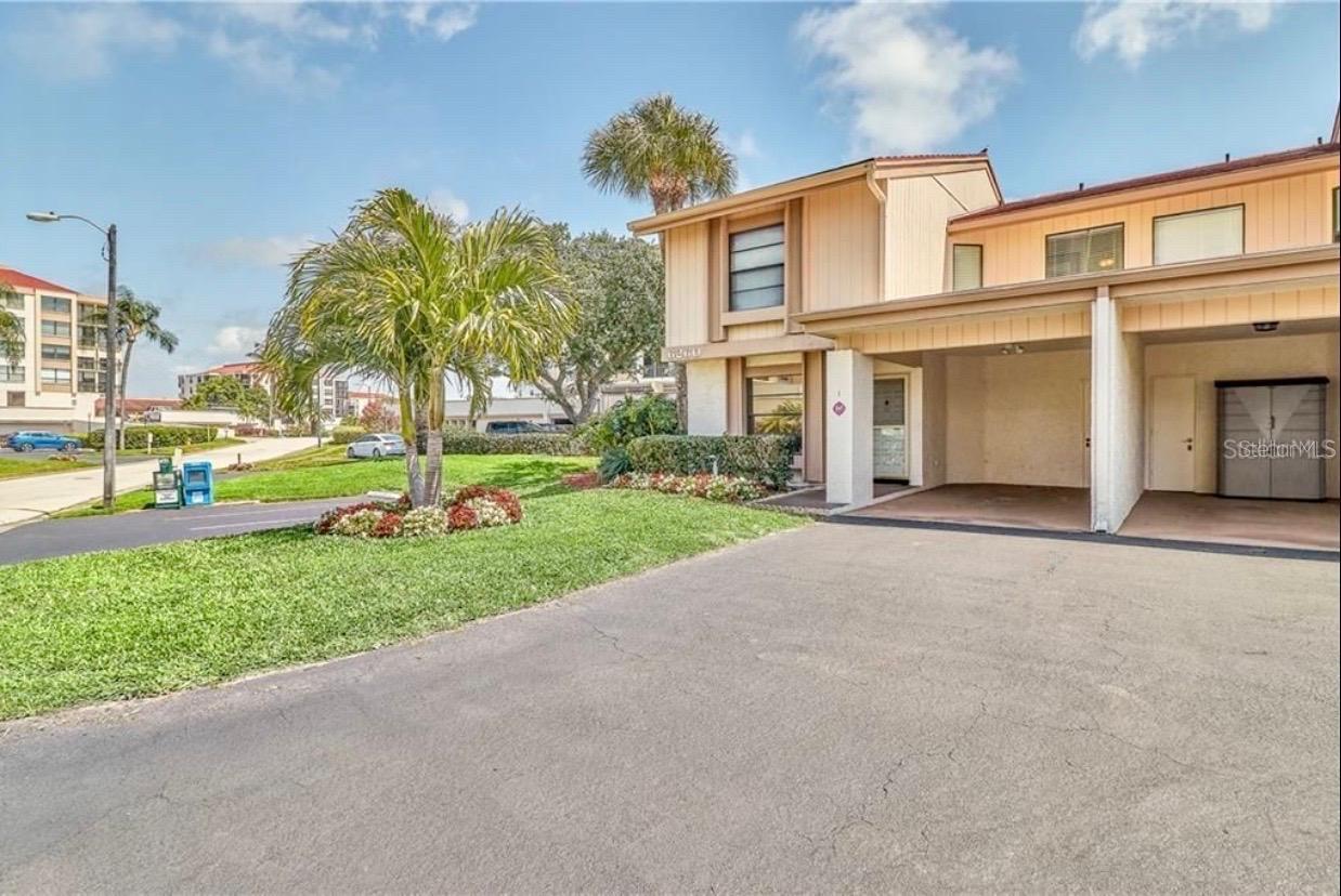 6260 SUN BLVD #1 - Photo 1