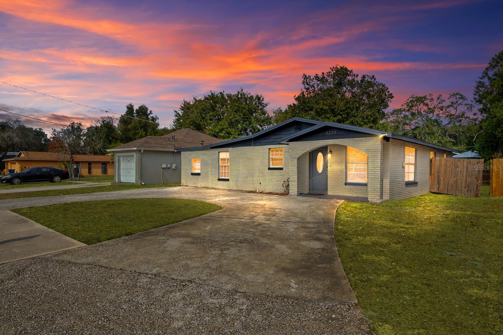 4220 E POWHATAN AVE - Photo 1