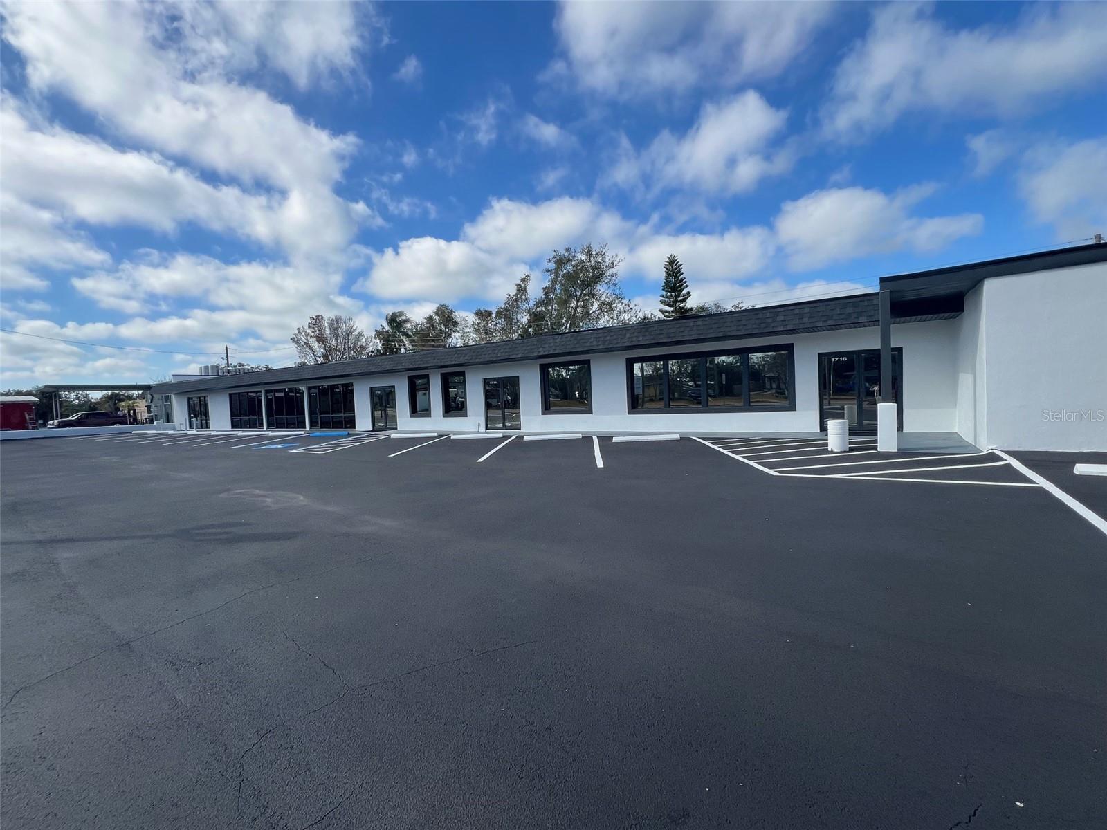 1710 N FORT HARRISON AVE - Photo 1