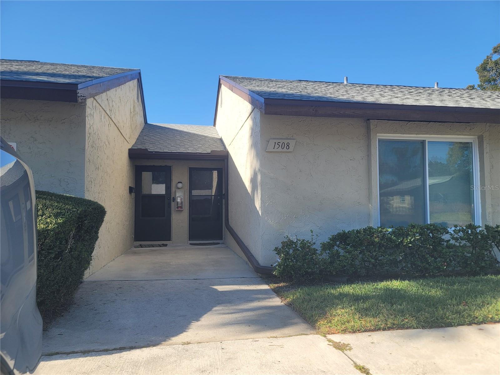 4215 EAST BAY DR #1508B - Photo 1