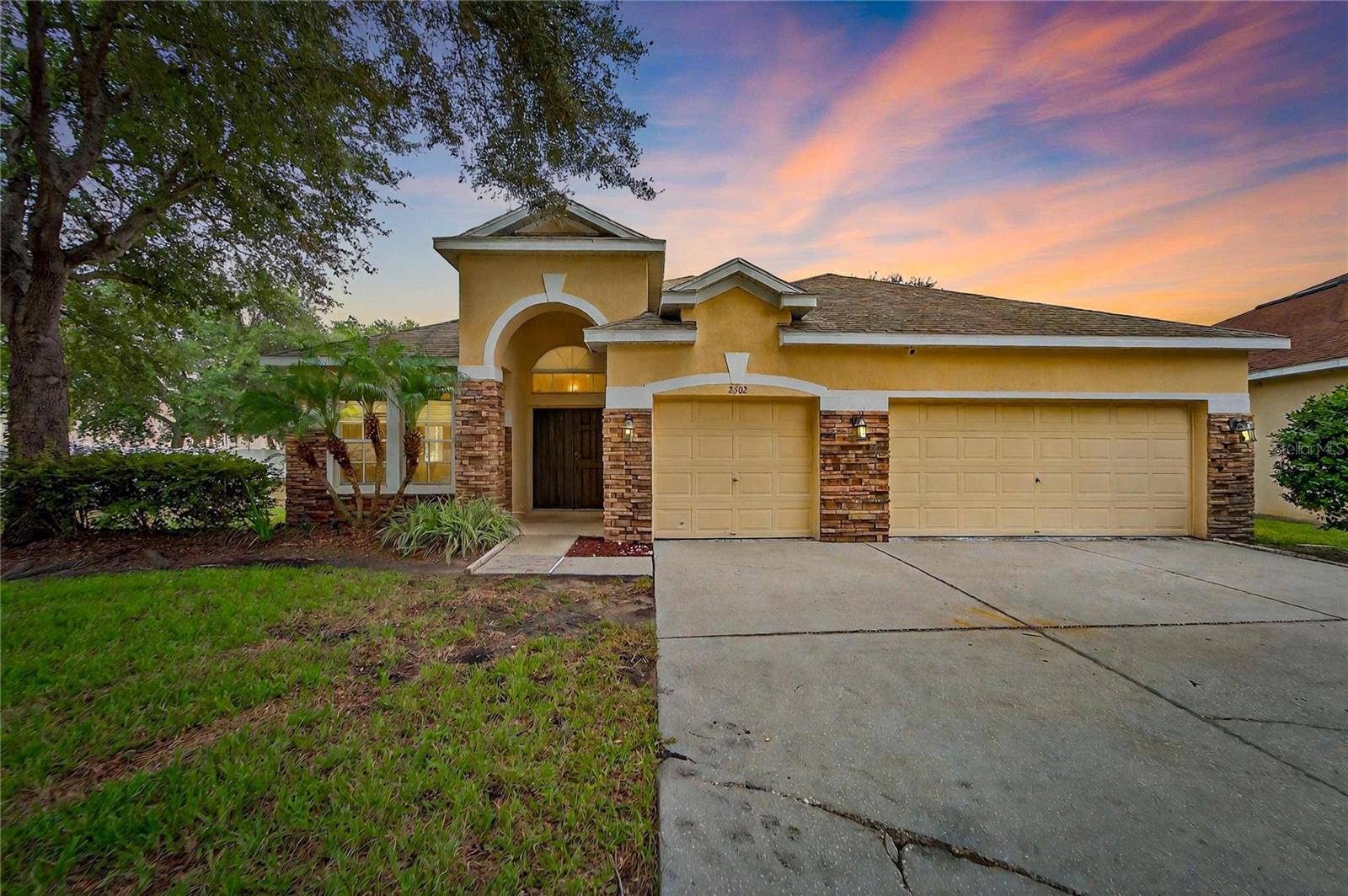 2502 BONTERRA BLVD - Photo 1