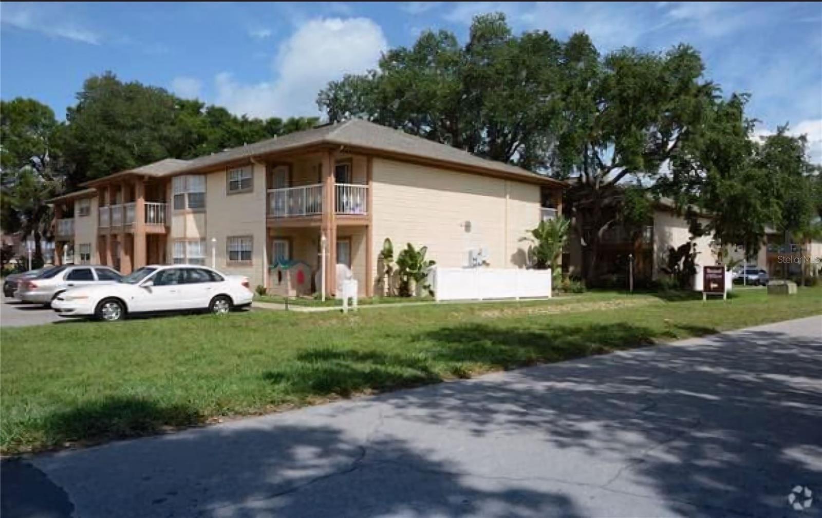 5551 EXECUTIVE DR - Photo 1