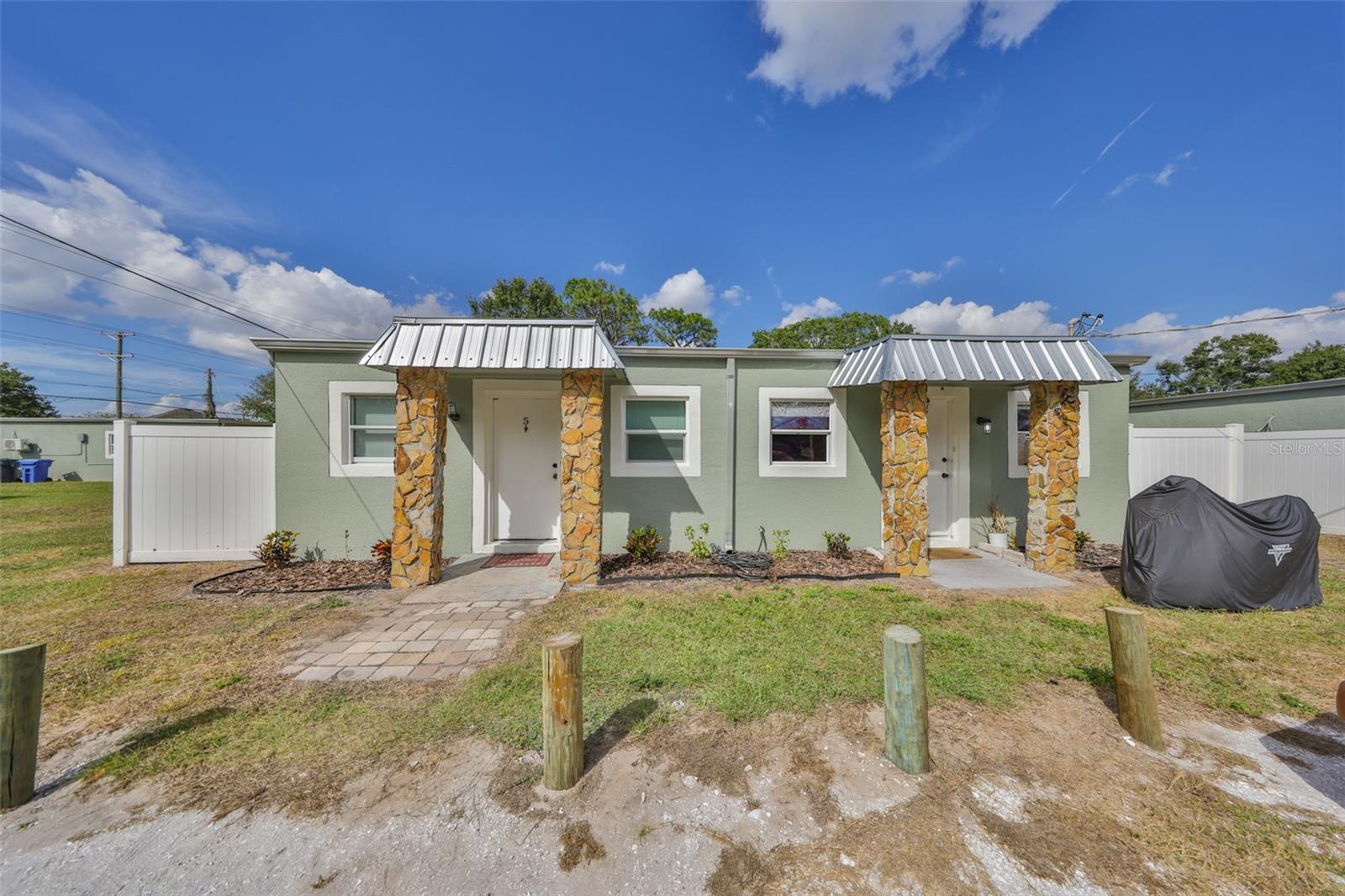 11708 BALM RIVERVIEW RD - Photo 1