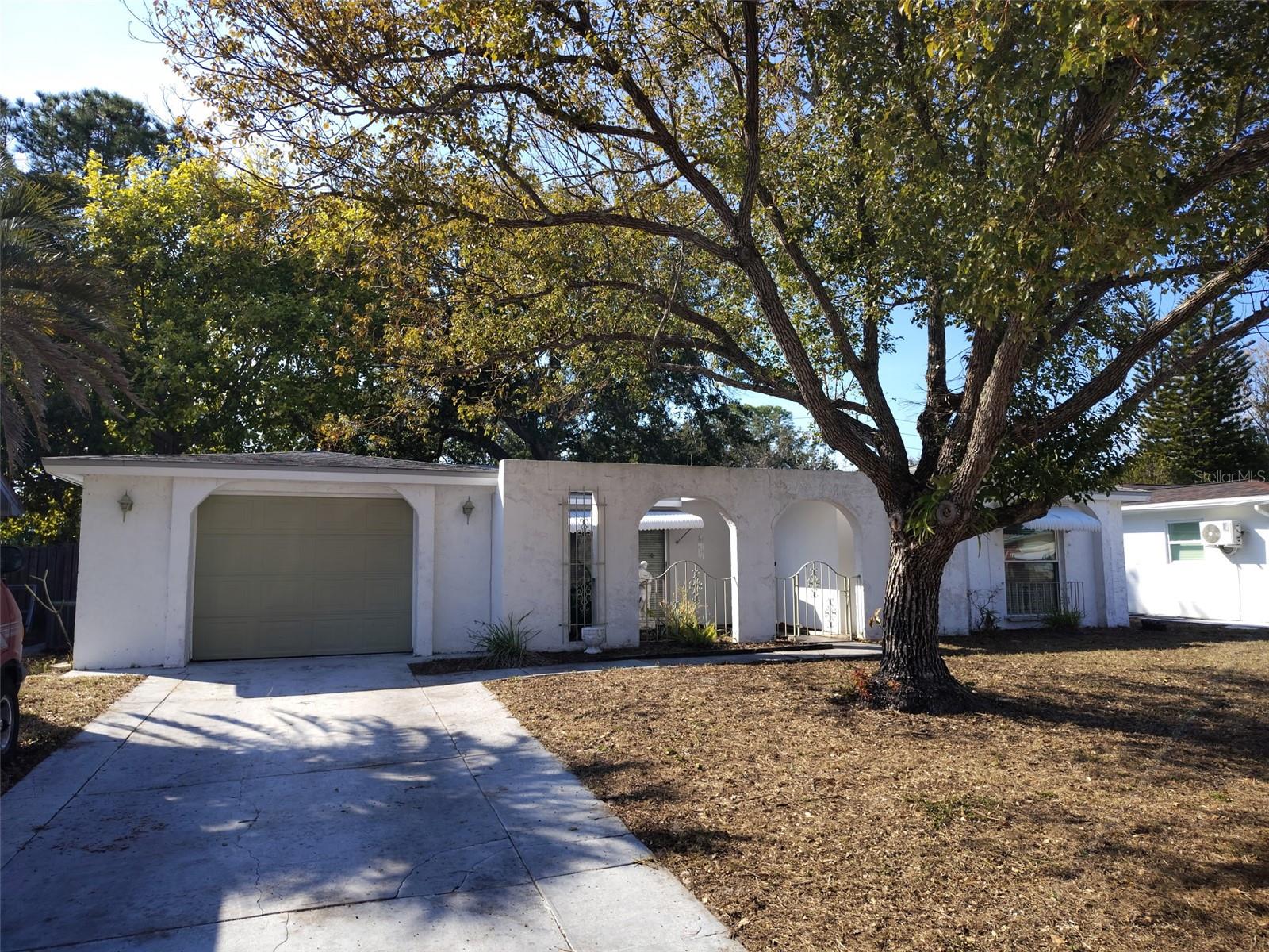 3425 RICHBORO DR - Photo 1