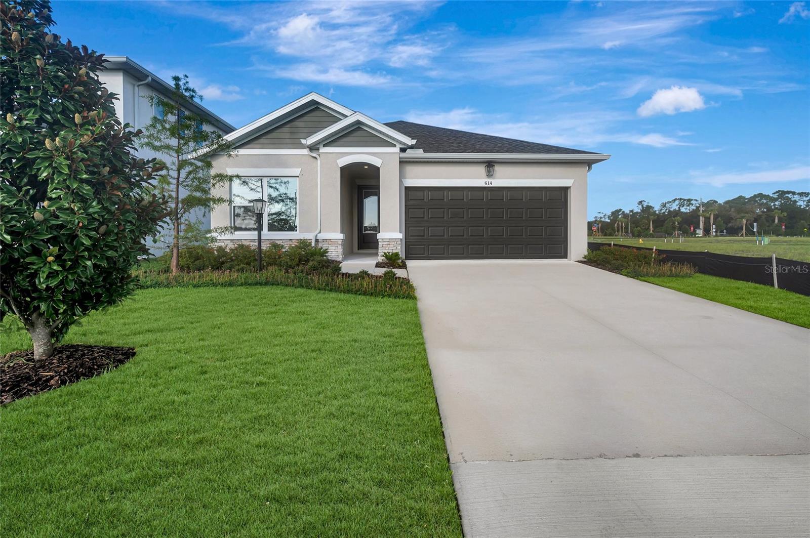 614 KINGSWOOD CT - Photo 1