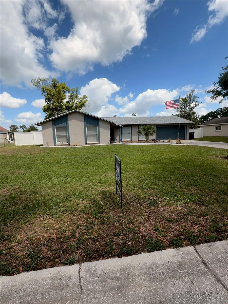 1210 LADY ELAINE DR - Photo 1
