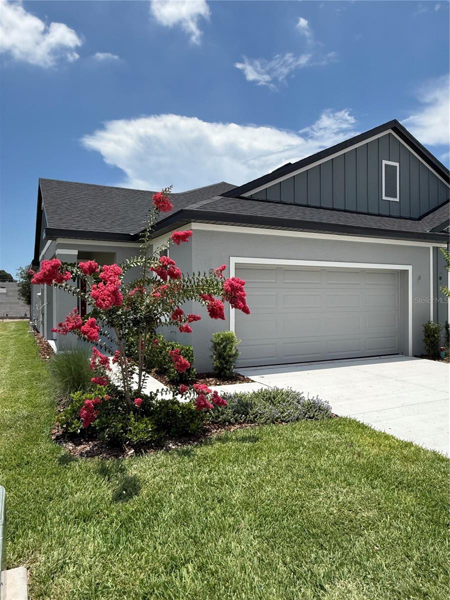 3694 NANDINA CIR - Photo 1