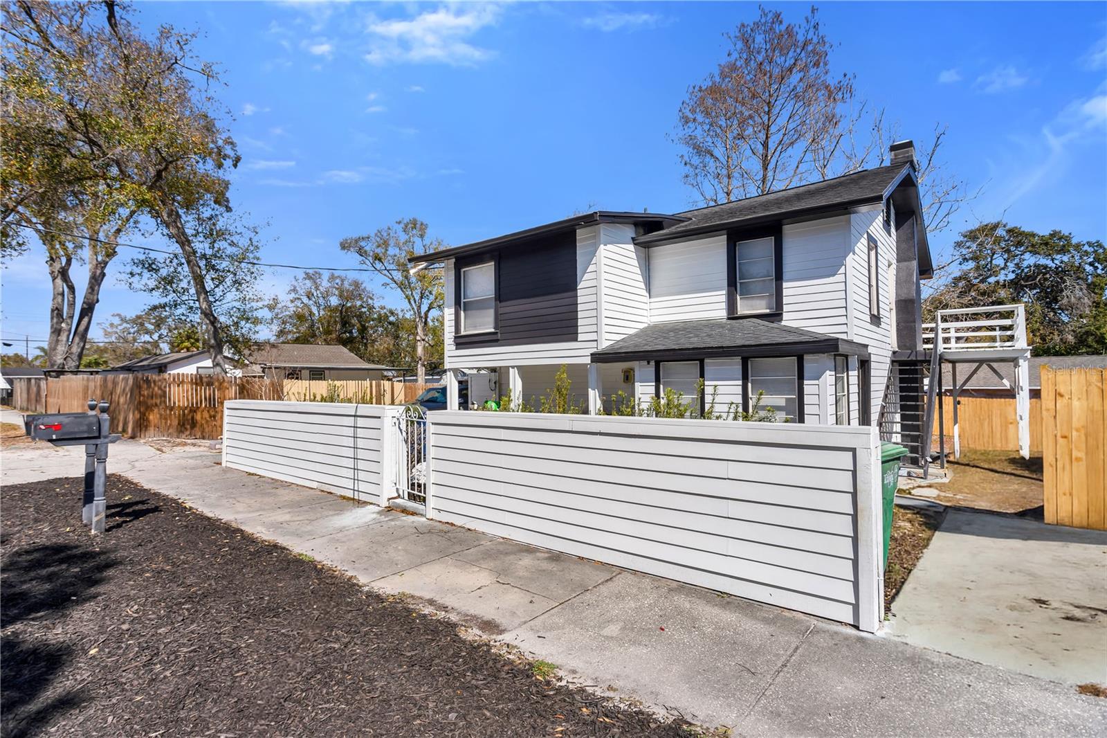 4103 N HOWARD AVE - Photo 1