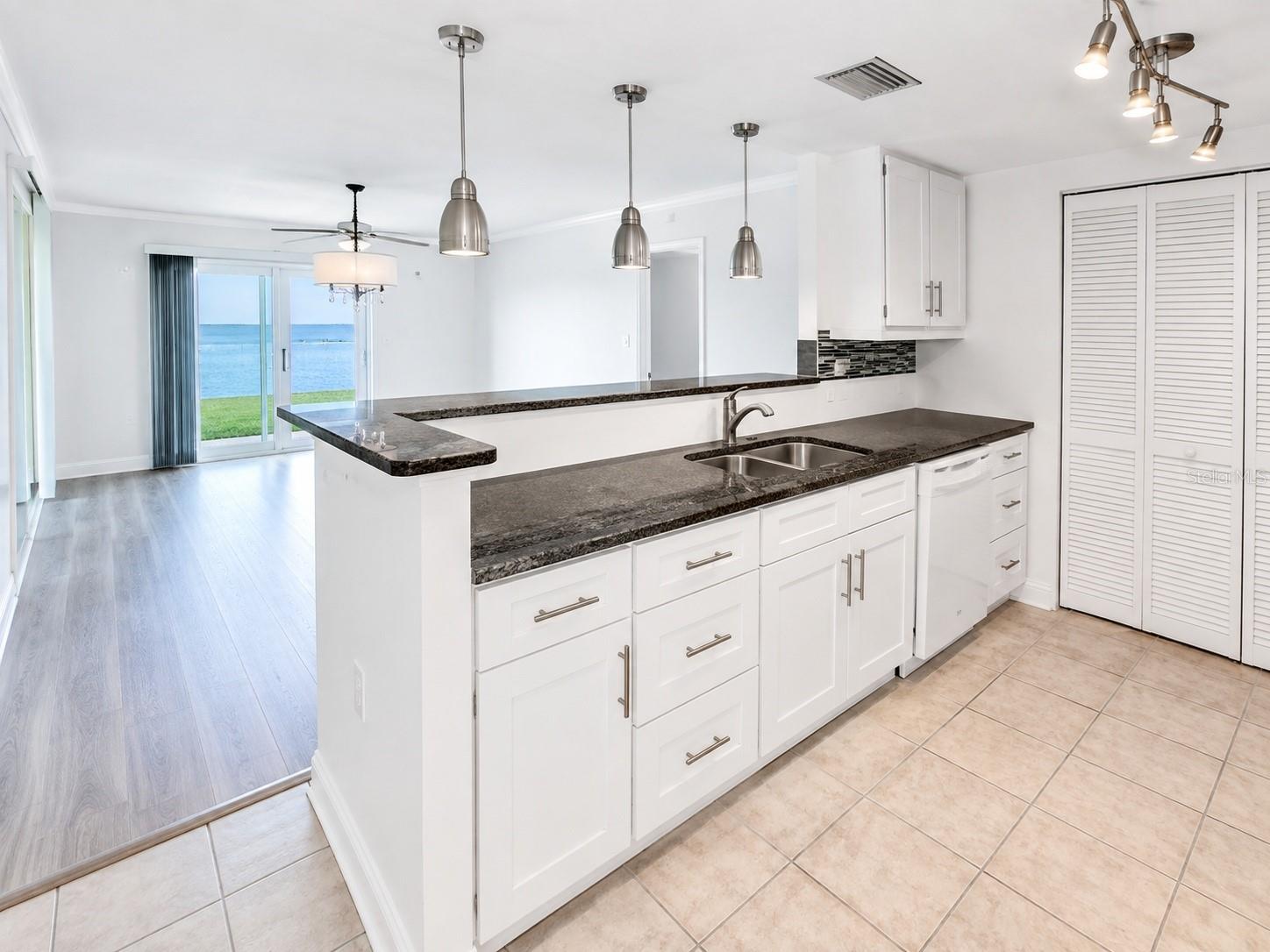 464 N PAULA DR #115 - Photo 1