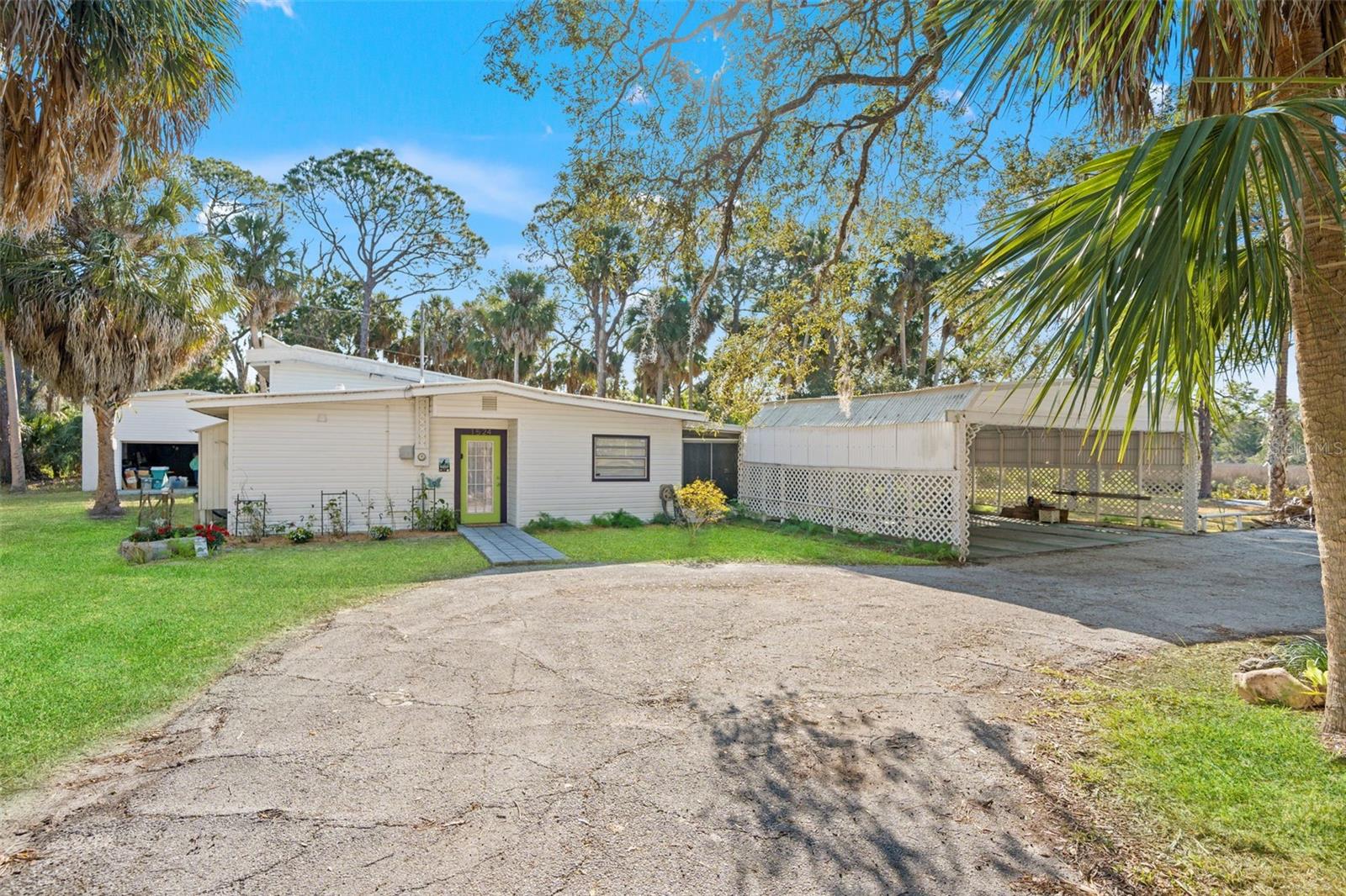 1524 INDIAN BAY RD - Photo 1