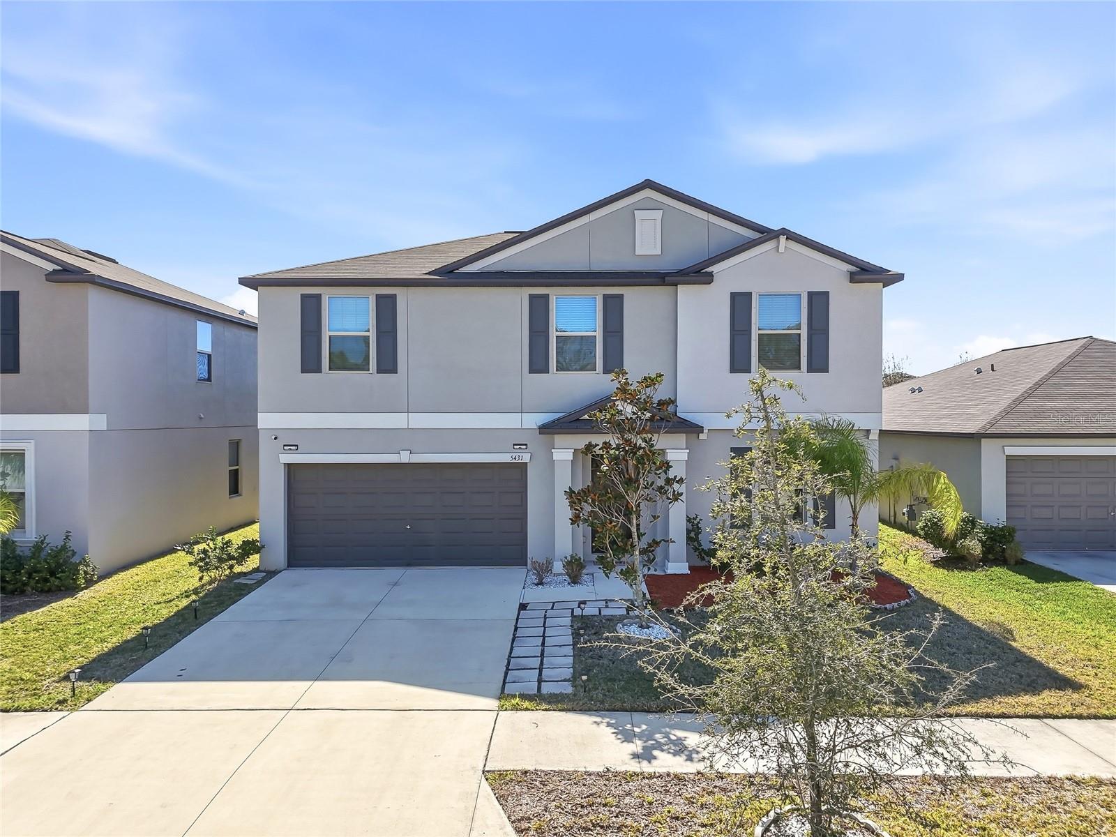 5431 AMARYLLIS GARDEN ST - Photo 1