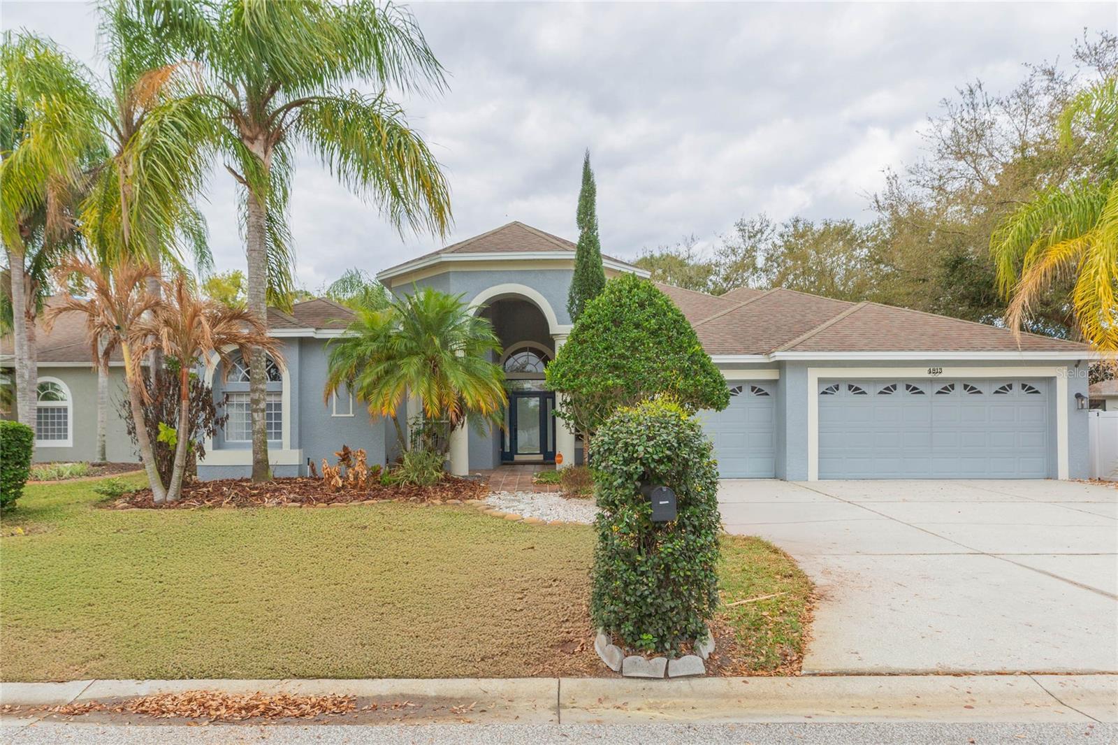 4813 ARTESIAN RD - Photo 1
