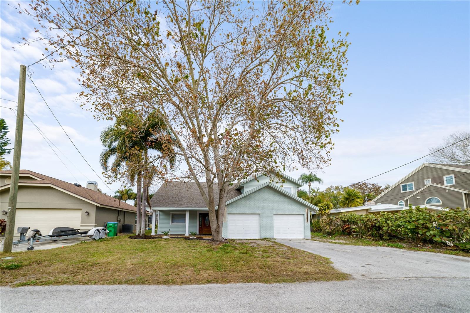 3149 N CANAL DR - Photo 1