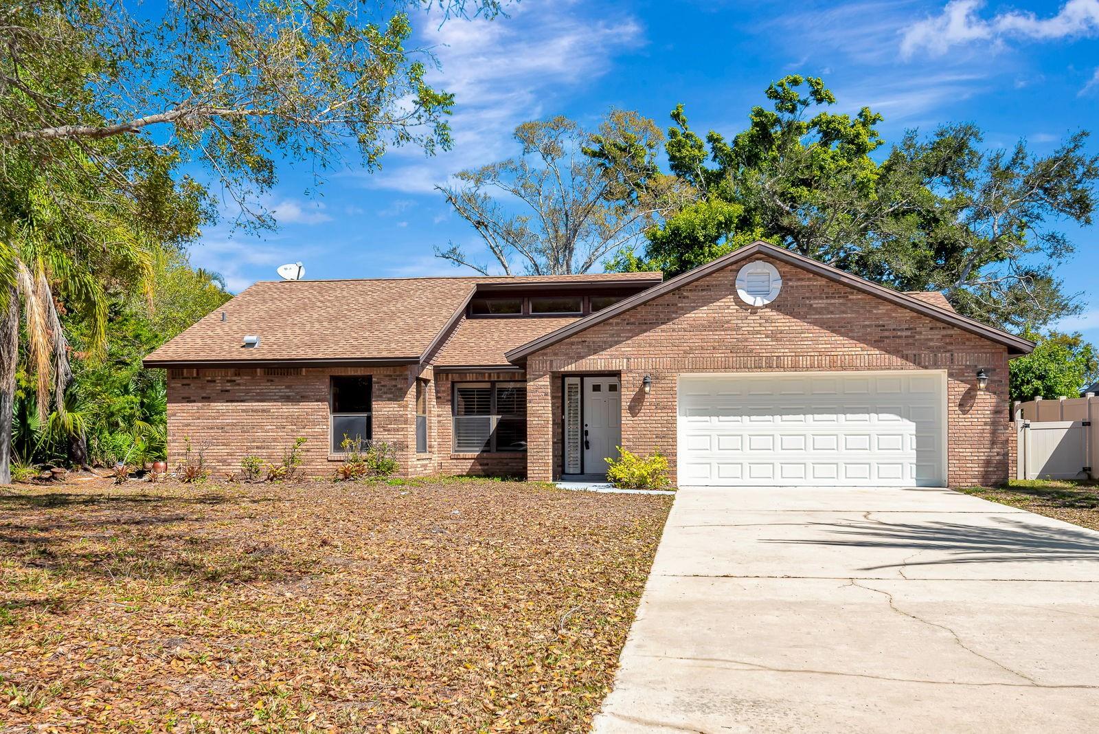 5017 80TH AVENUE CIR E - Photo 1