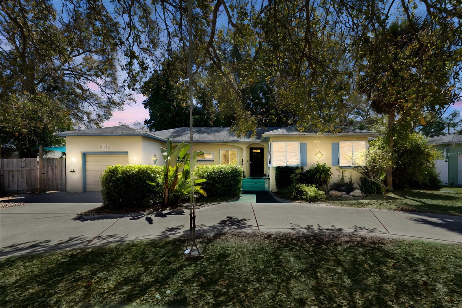 2120 CORONADA WAY S - Photo 1