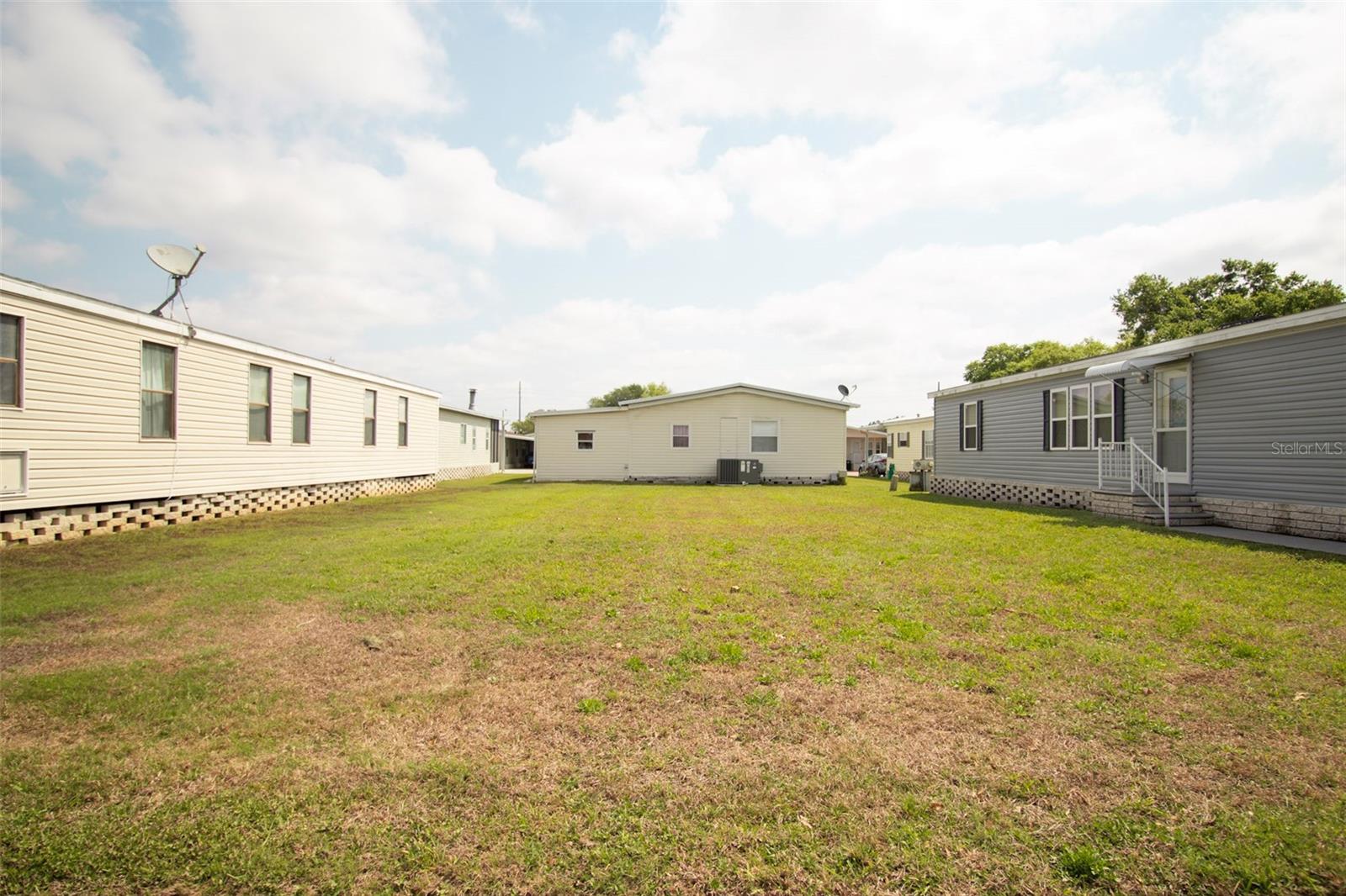 3024 BRIAR ST - Photo 1