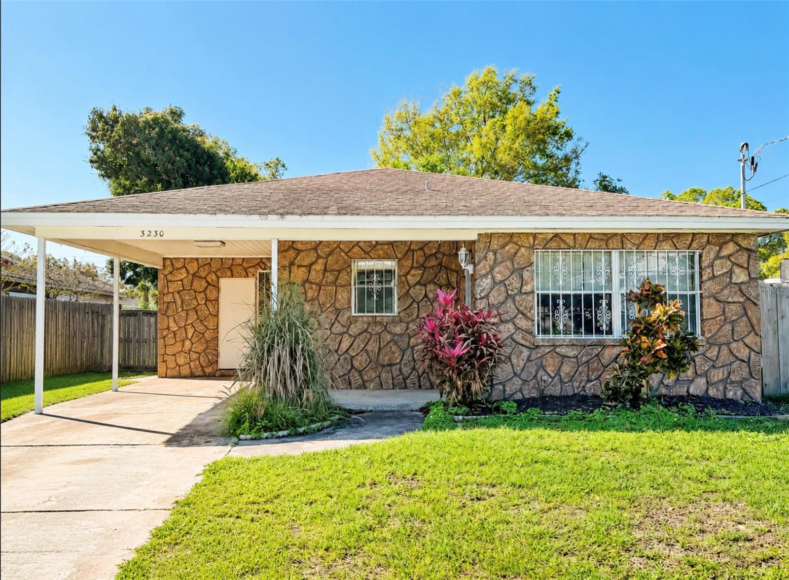 3230 W SAINT CONRAD ST - Photo 1
