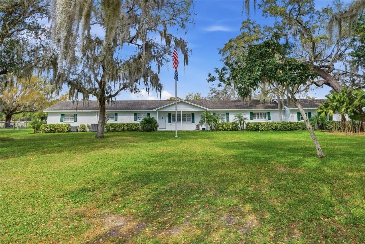 9449 ROBERTS RD - Photo 1