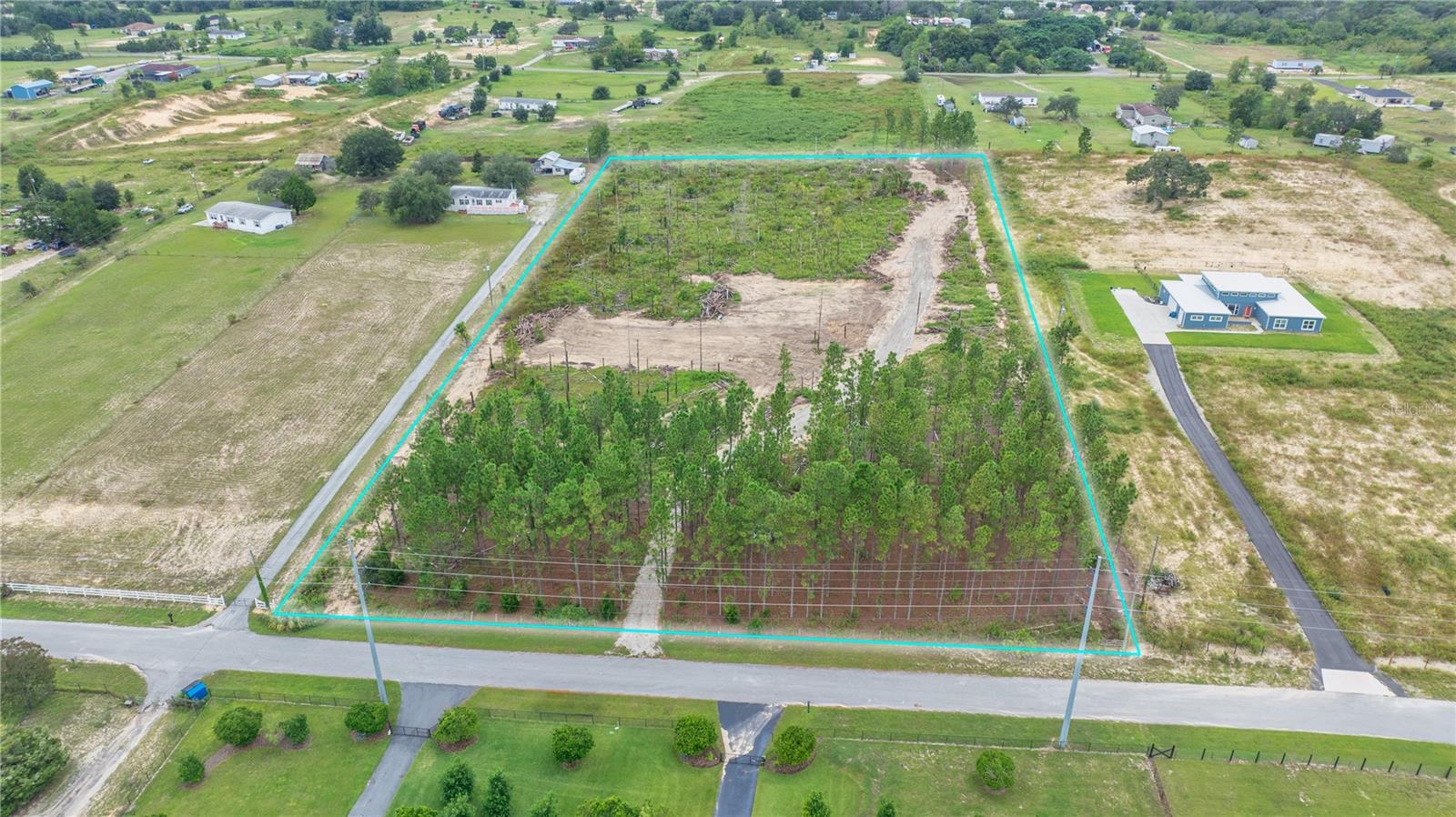 13070 CROWELL RD - Photo 1