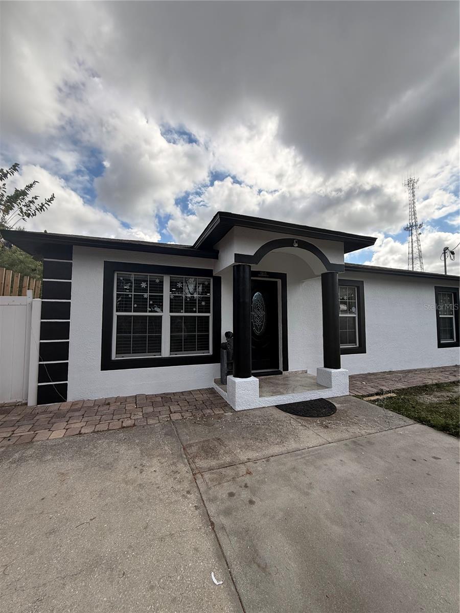 1305 E LOUISE AVE - Photo 1