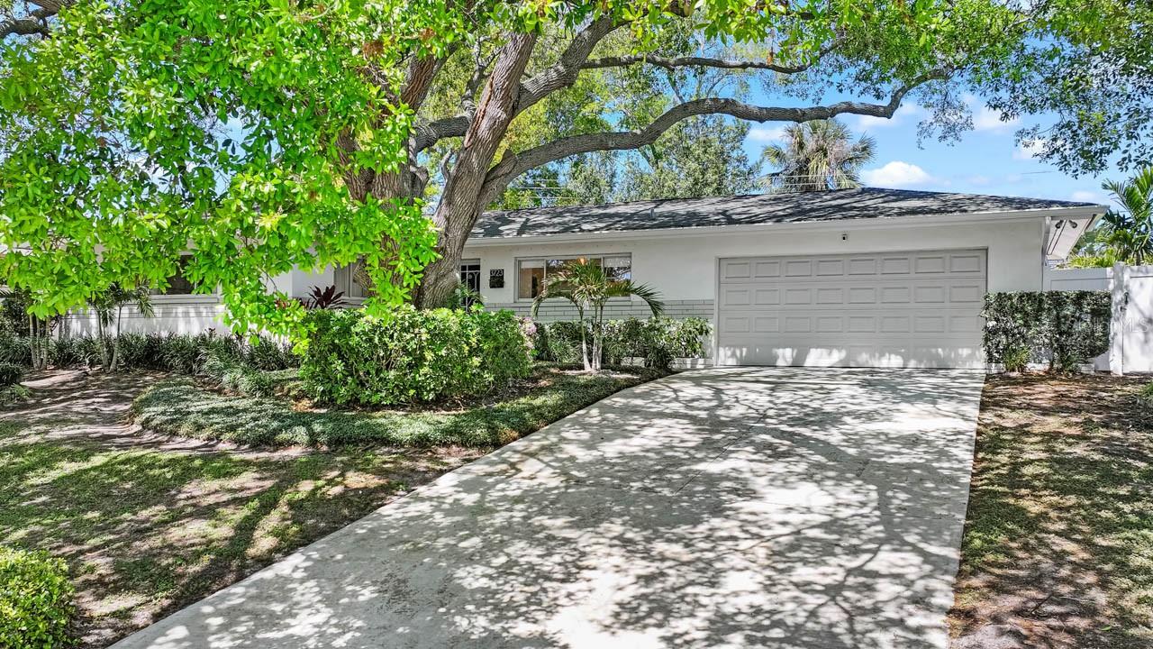 3723 ORCHARD GROVE LN - Photo 1