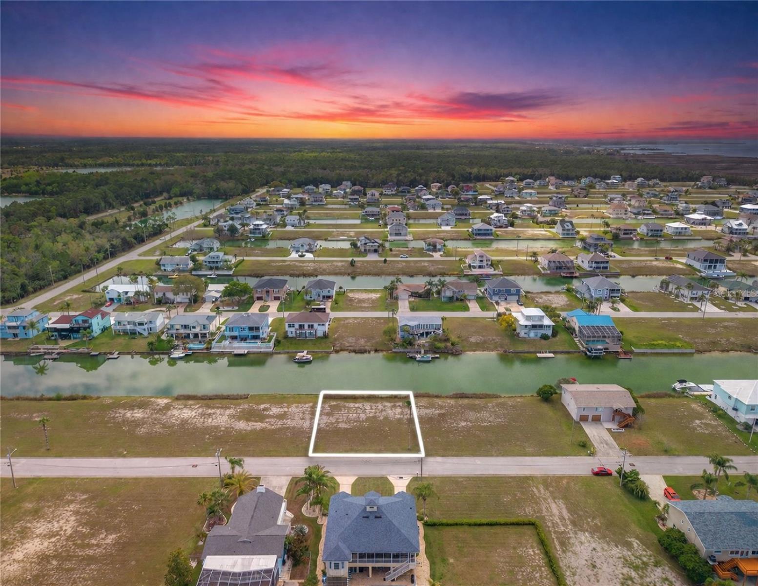 4018 AMBERJACK DR - Photo 1