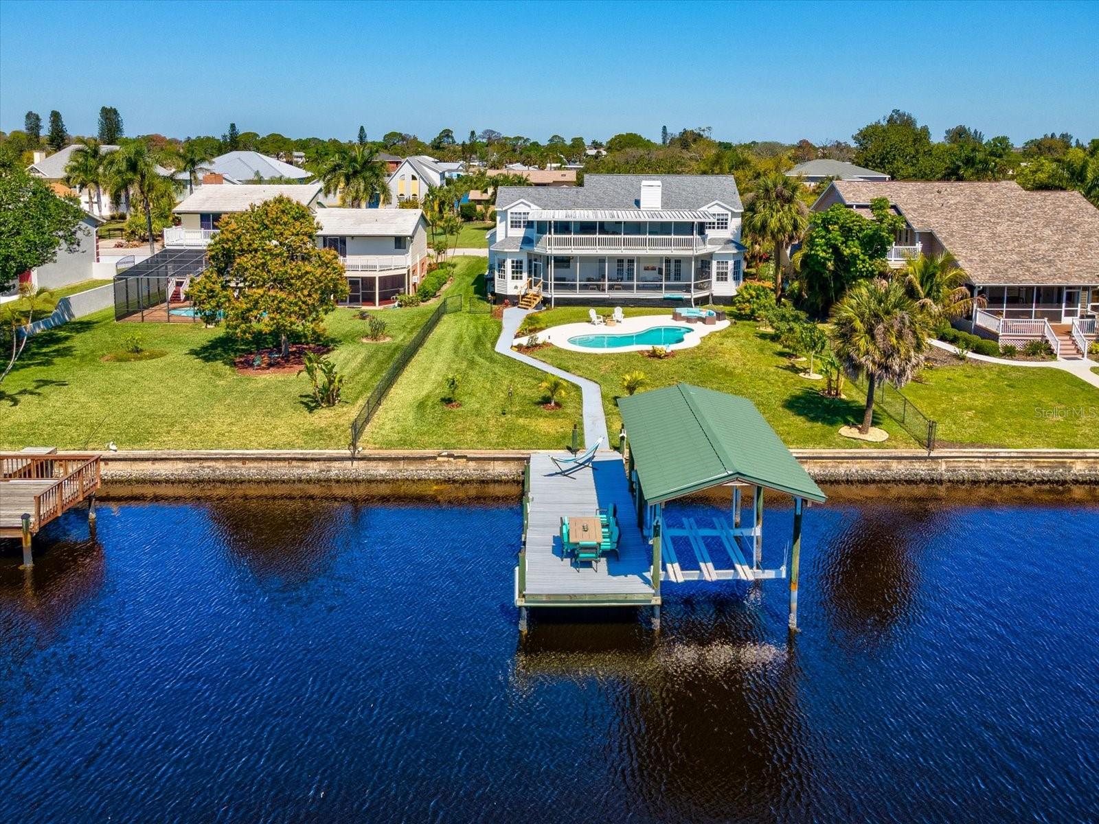 1414 DEIRDRE DR - Photo 1