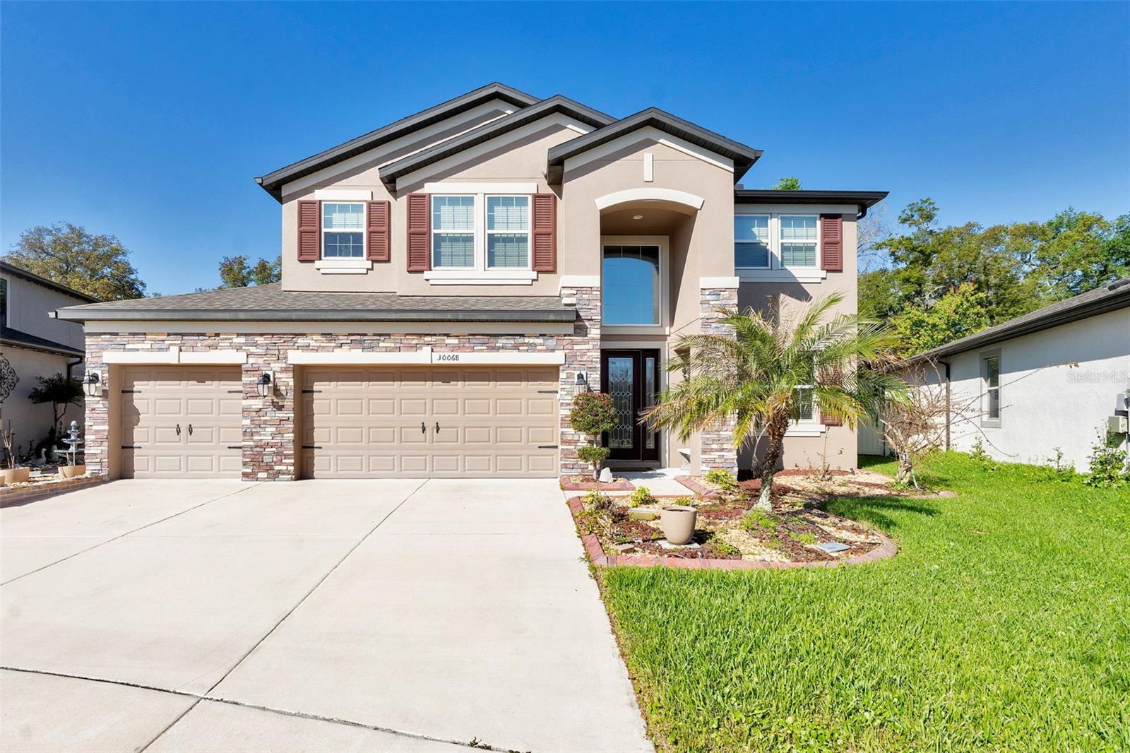 30068 SKYLARK DR - Photo 1