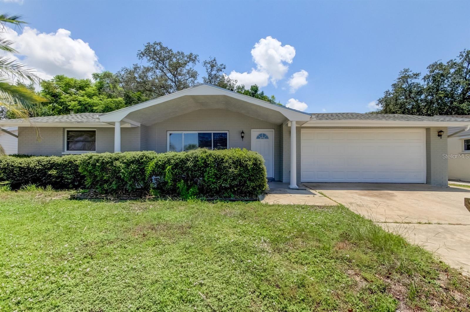 7144 FAIRFAX DR - Photo 1