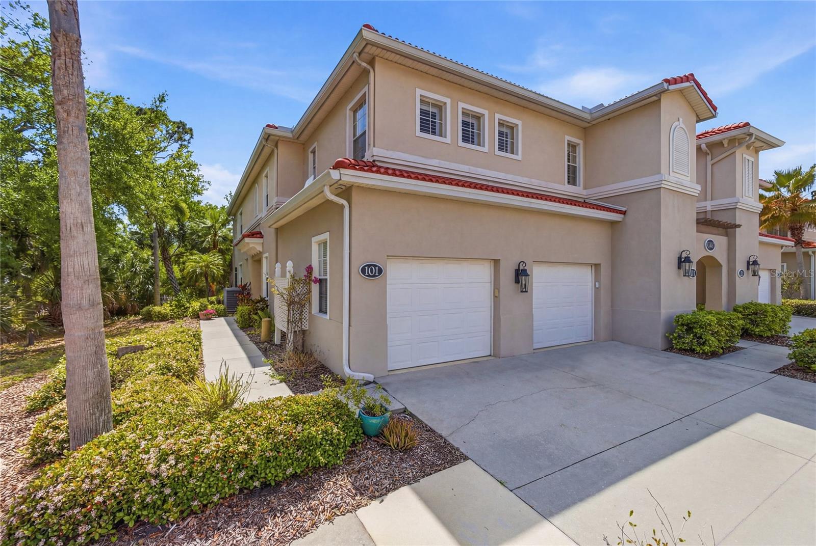 4000 IBIS WAY #101 - Photo 1