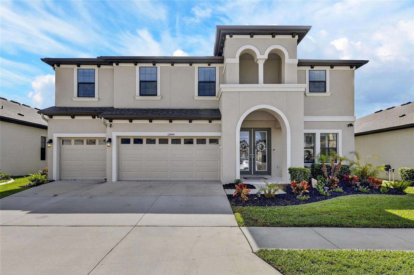12444 HORSESHOE BEND DR - Photo 1