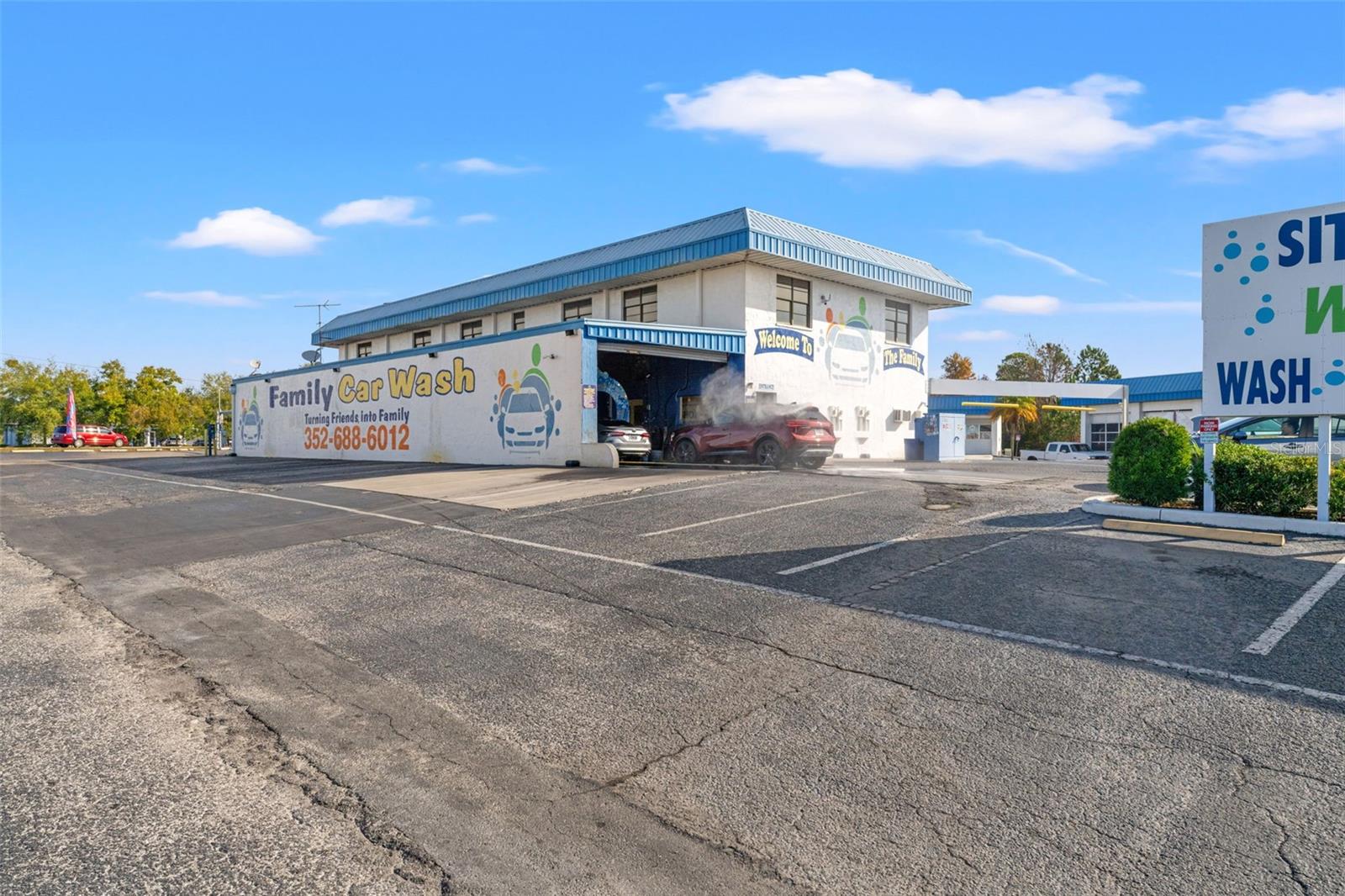 Property at 1108 COMMERCIAL WAY, Spring Hill