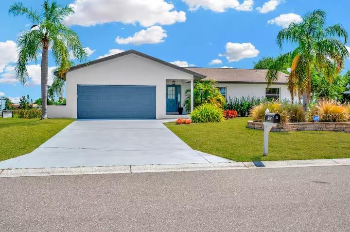 721 EAGLE LN - Photo 1