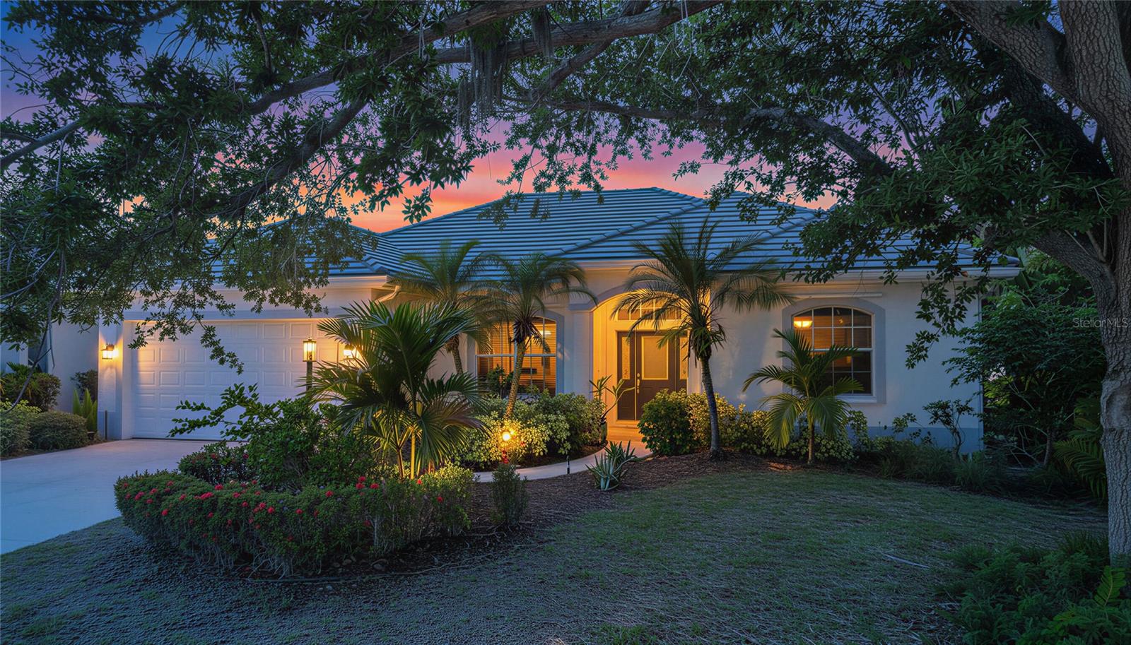 360 CEDARBROOK CT - Photo 1