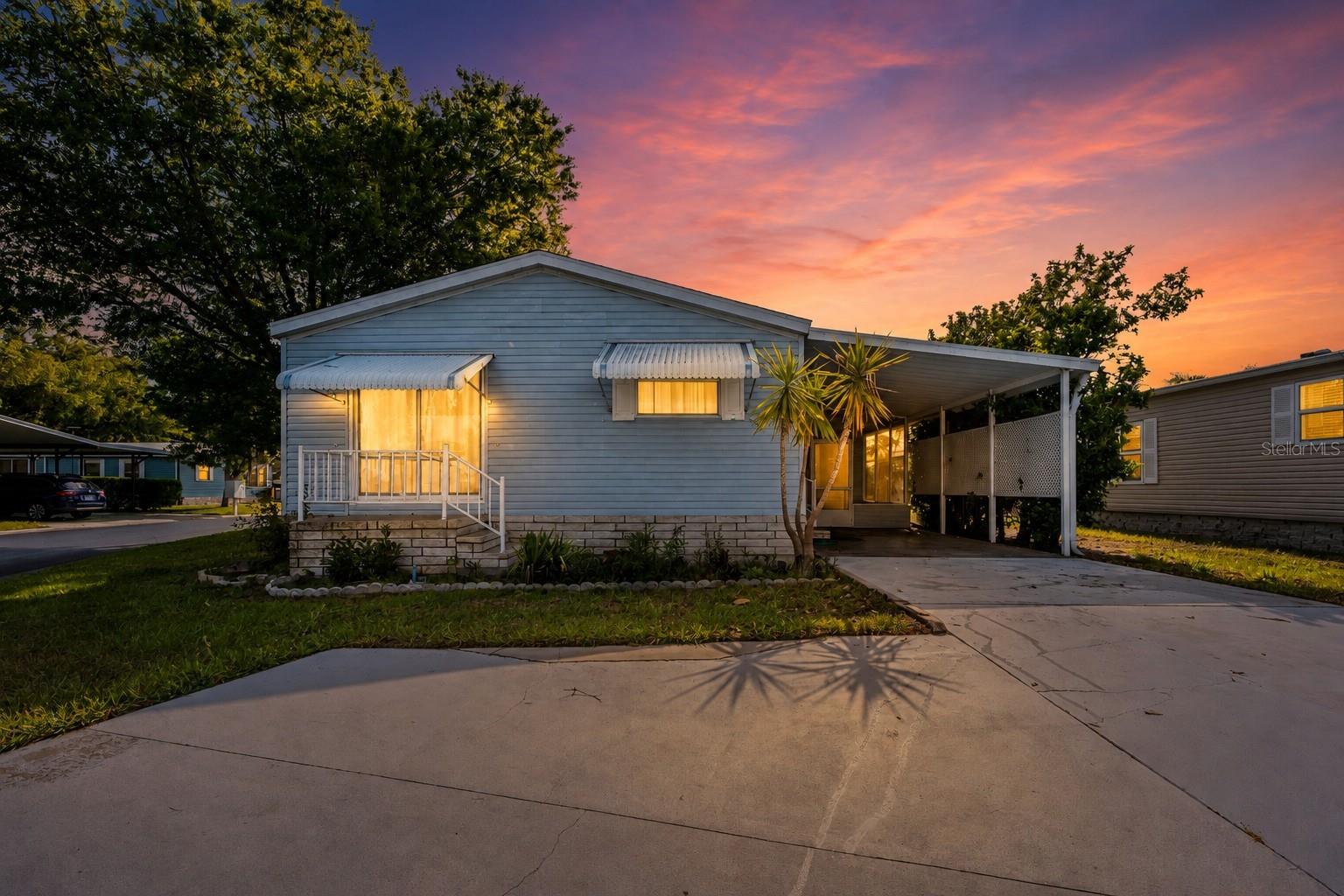 3210 HICKORY DR - Photo 1