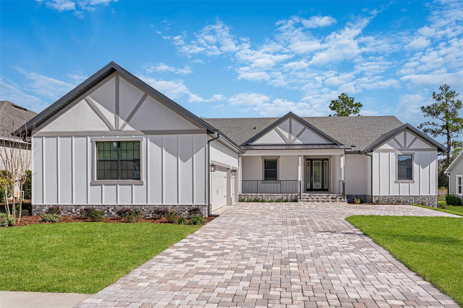 5601 SUMMIT VIEW DR - Photo 1