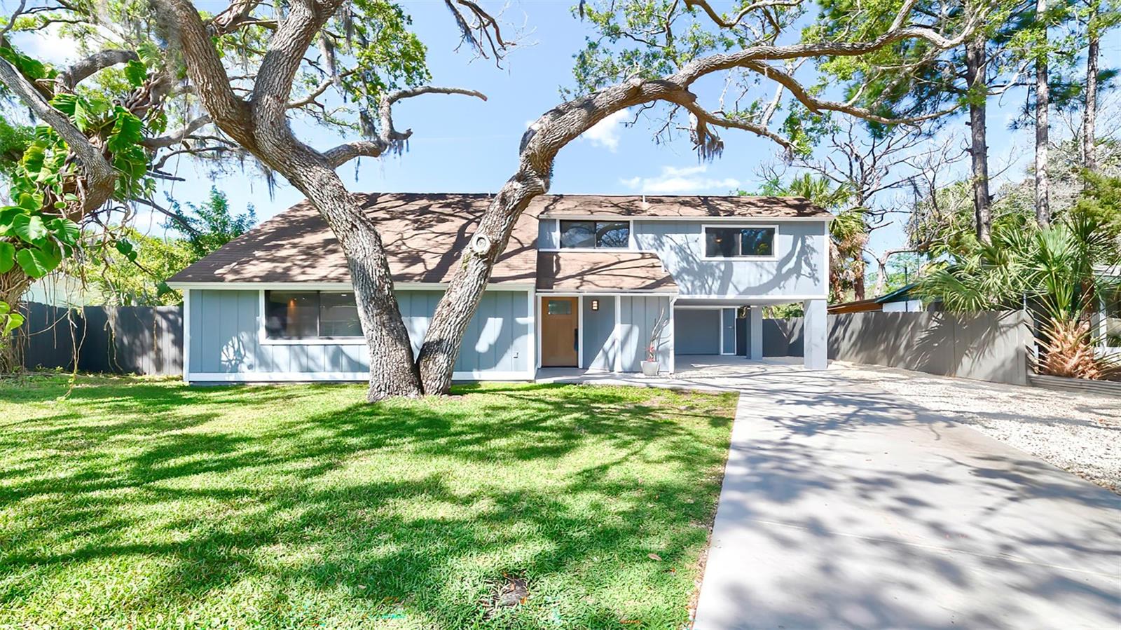 7331 DIANNE DR - Photo 1