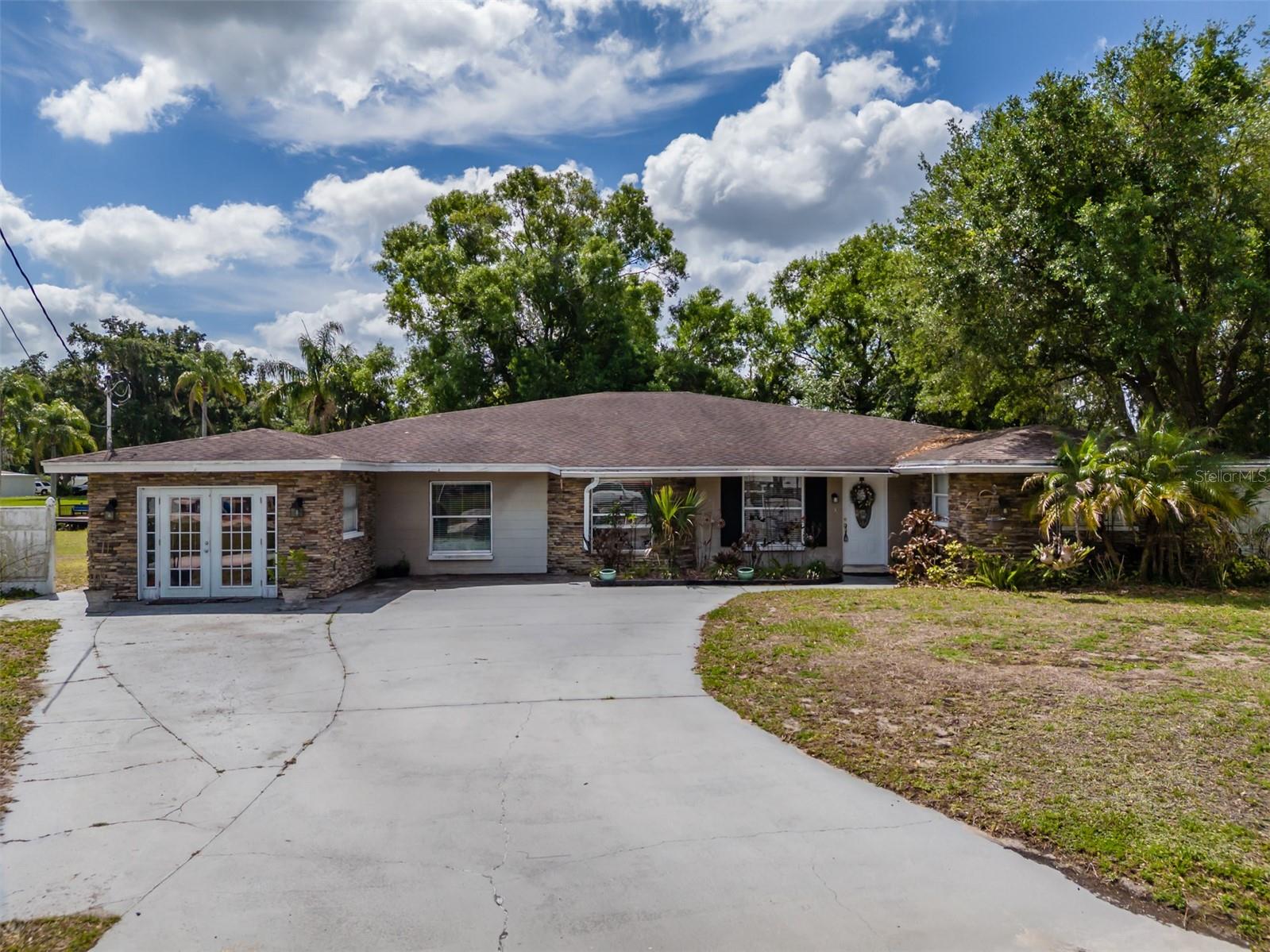 18853 TRACER DR - Photo 1