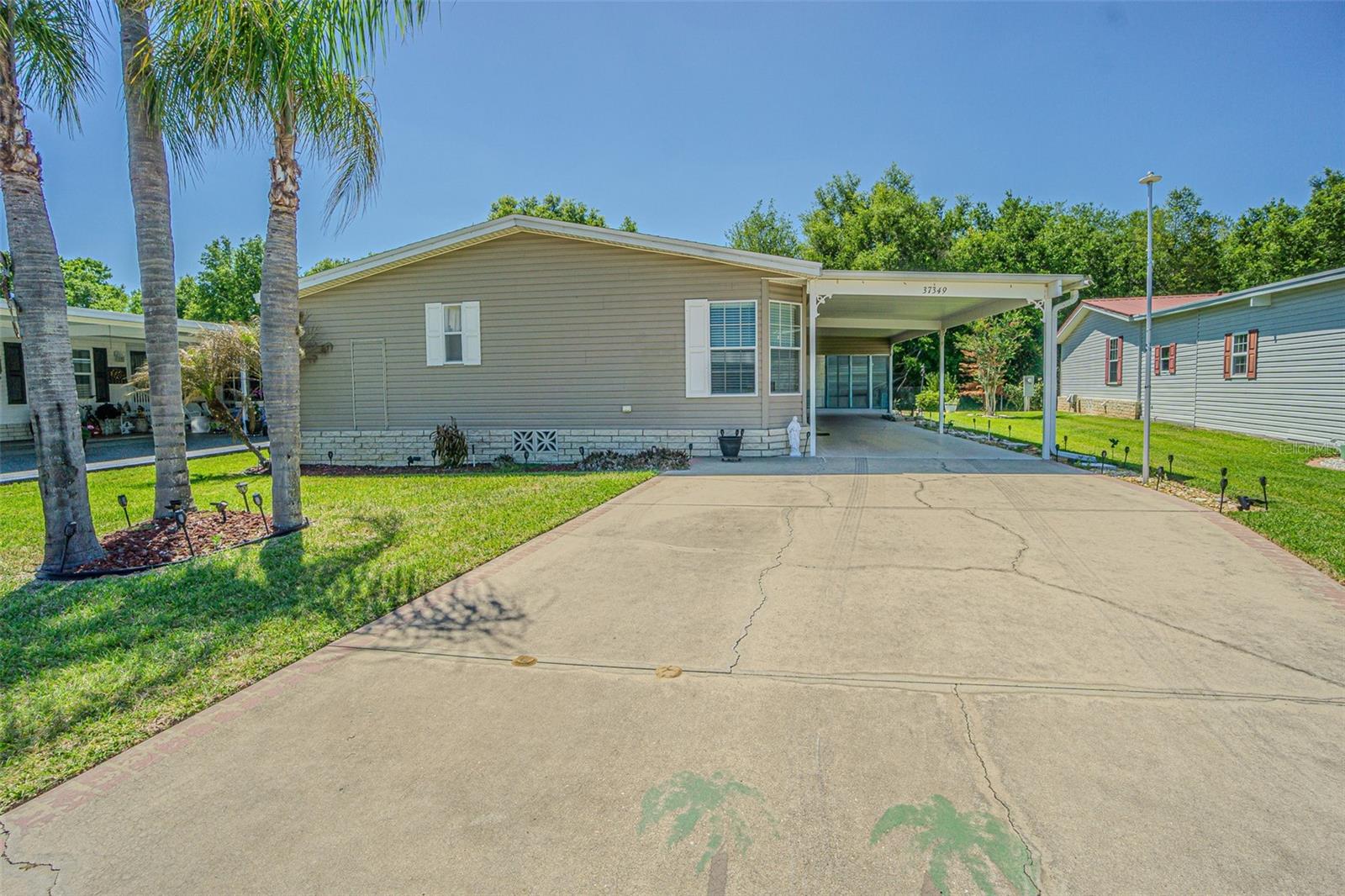 37349 GILL AVE - Photo 1